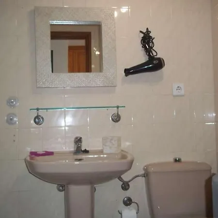 فيلة Puerto Del Carmen Sleeps 4 Pool Wifi *